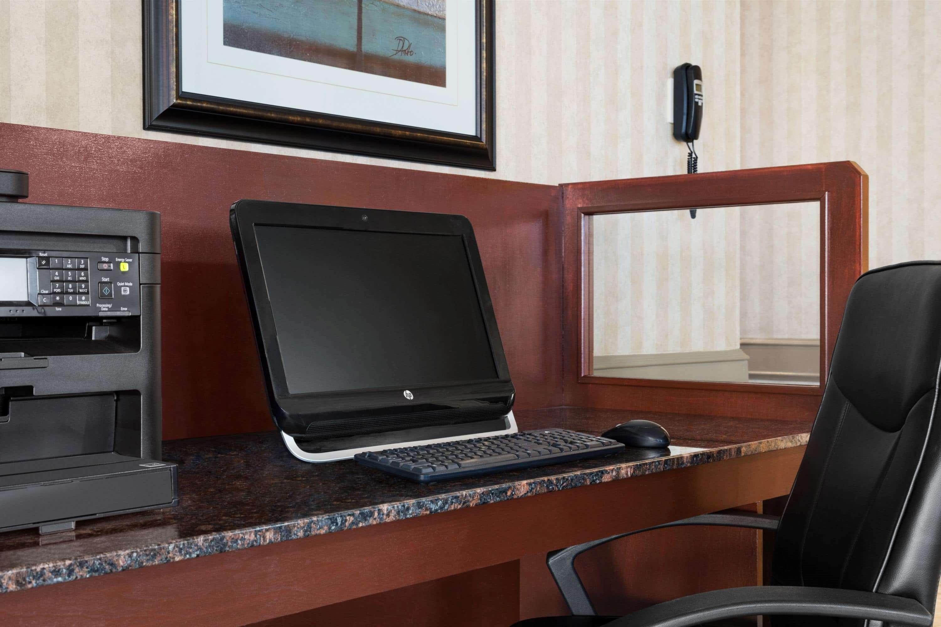 Travelodge By Wyndham Lloydminster Ngoại thất bức ảnh