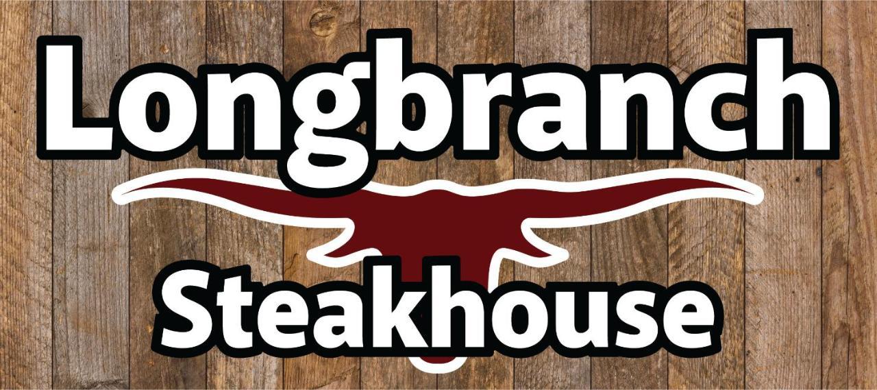 Travelodge By Wyndham Lloydminster Ngoại thất bức ảnh
