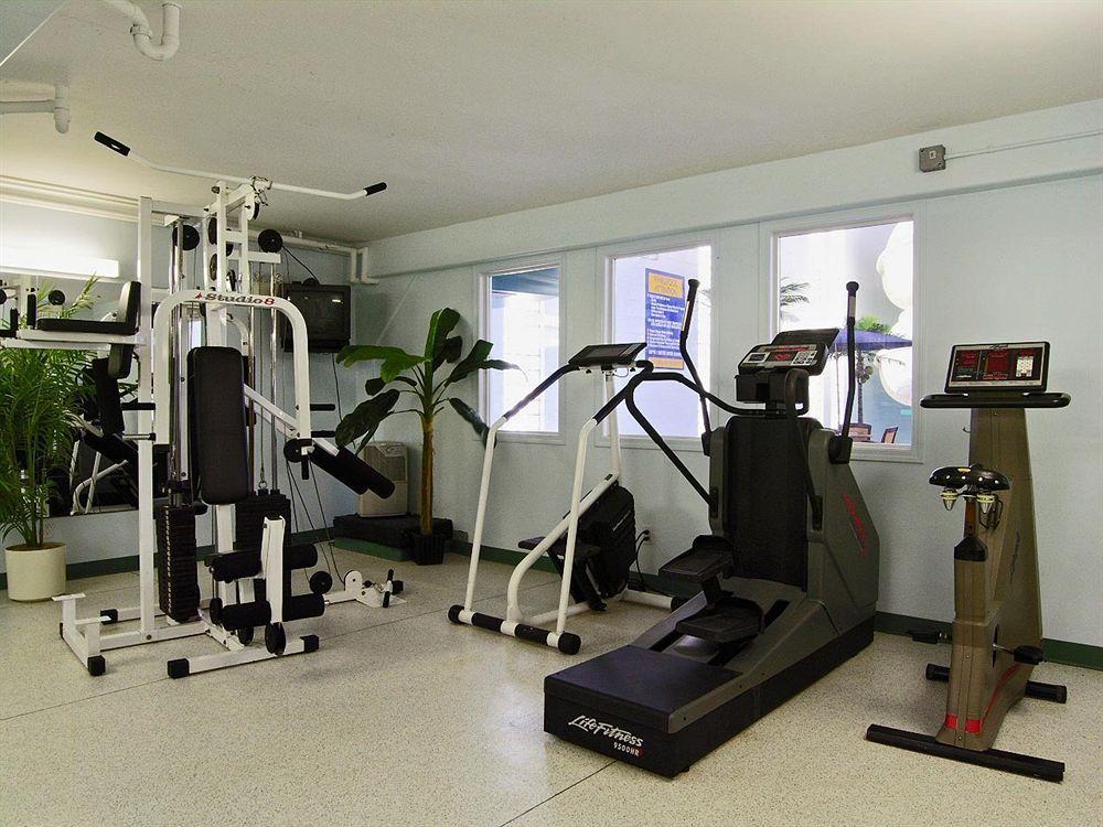 Travelodge By Wyndham Lloydminster Ngoại thất bức ảnh